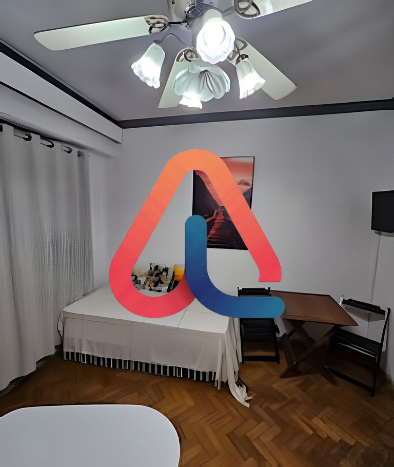 3 Minutos da Praia | Perto da Pedra do Arpoador