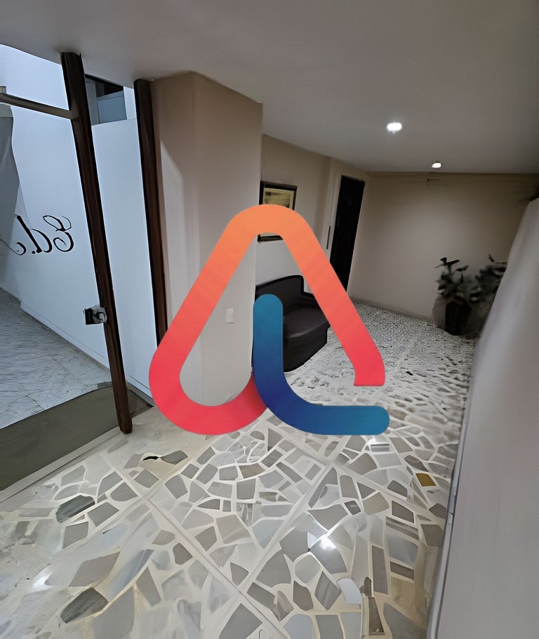 3 Minutos da Praia | Perto da Pedra do Arpoador