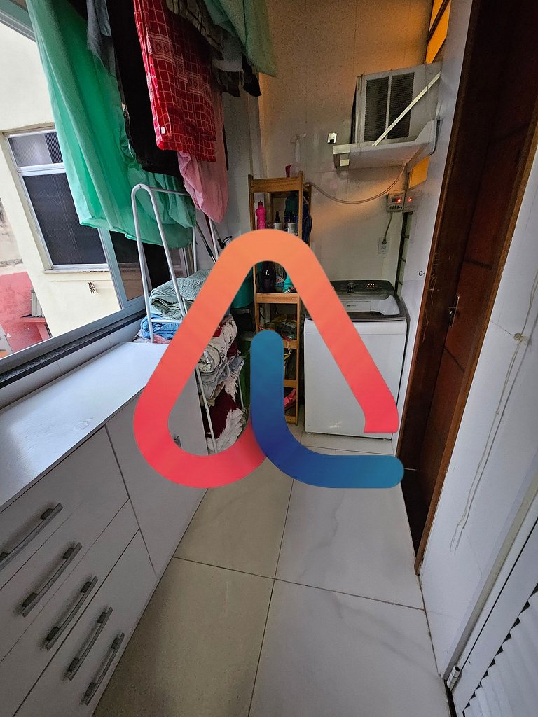 Charmoso | Perto da Praia | Ar Condicionado