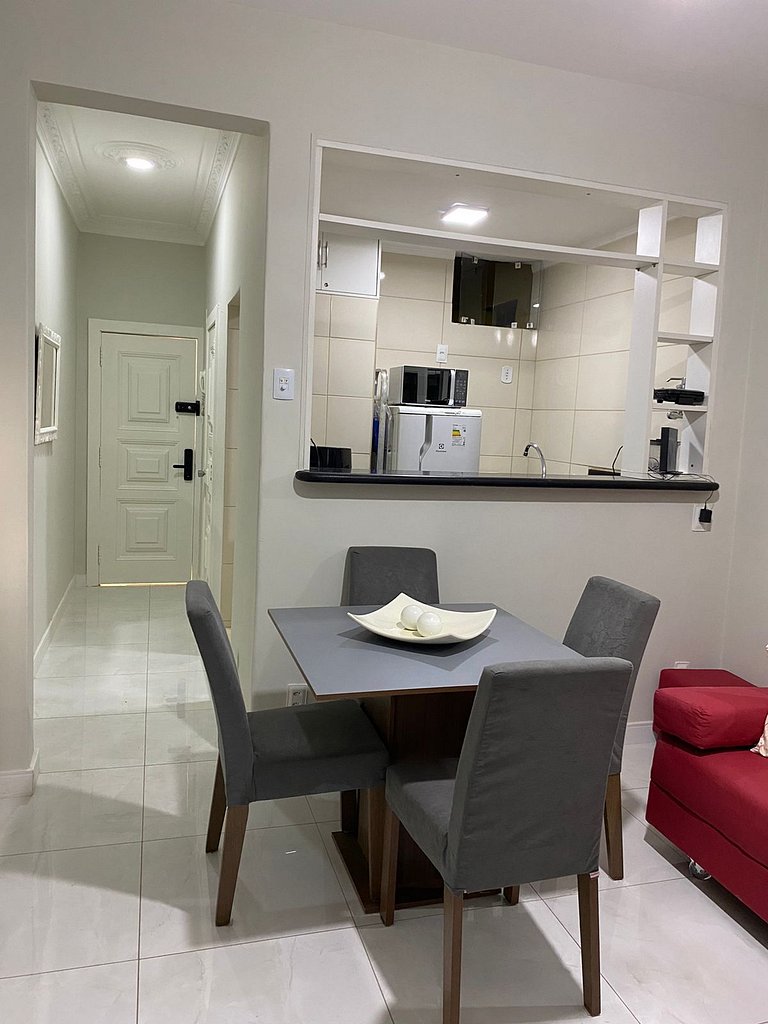 5 minutos da praia | Reformado | Ar Condicionado