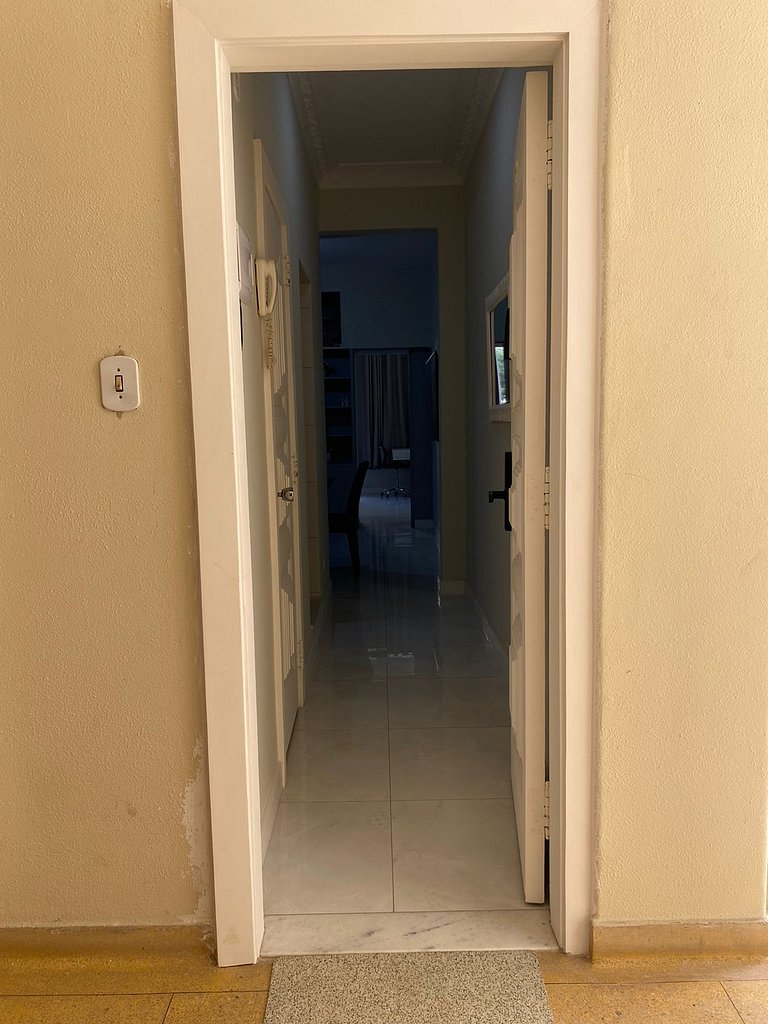 5 minutos da praia | Reformado | Ar Condicionado