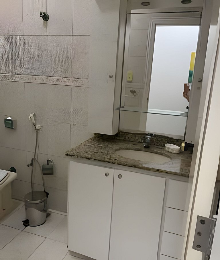 2 Minutos da Praia | 2 Quartos | Ar Condicionado