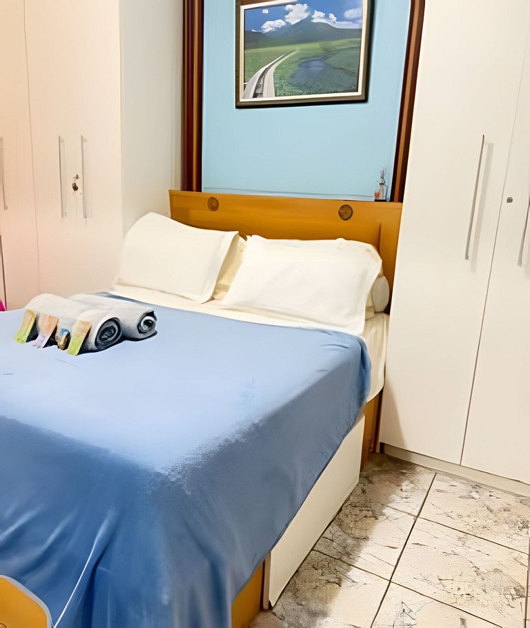 2 Minutos da Praia | 2 Quartos | Ar Condicionado