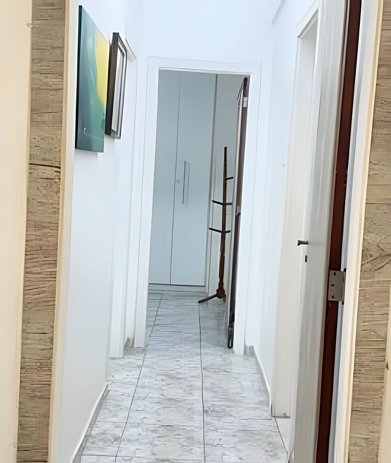 2 Minutos da Praia | 2 Quartos | Ar Condicionado